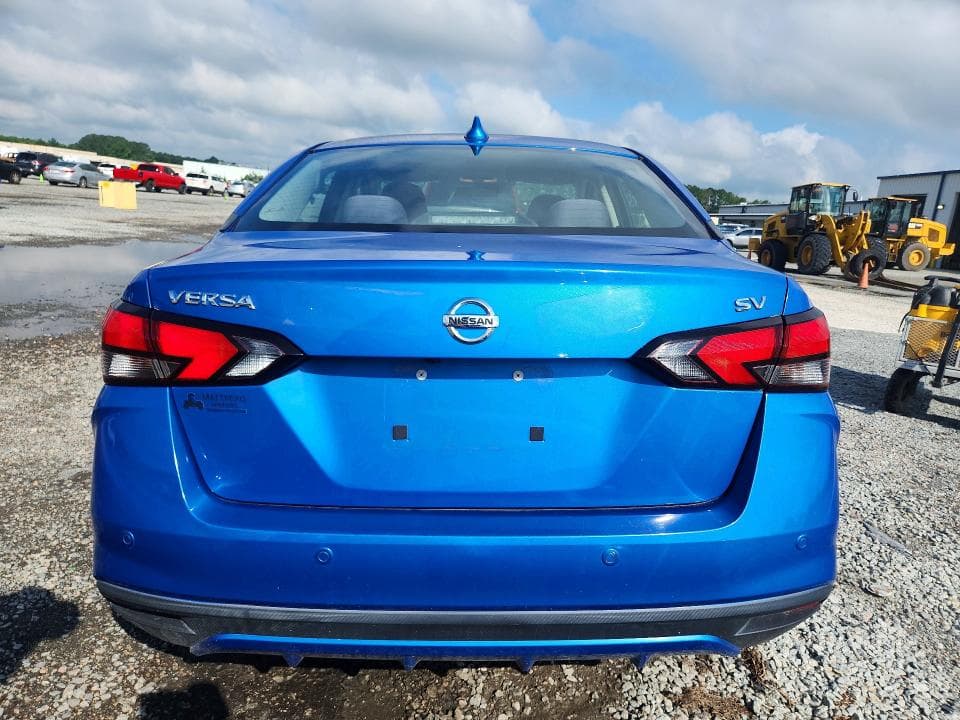 2021 NISSAN VERSA SV SV 6