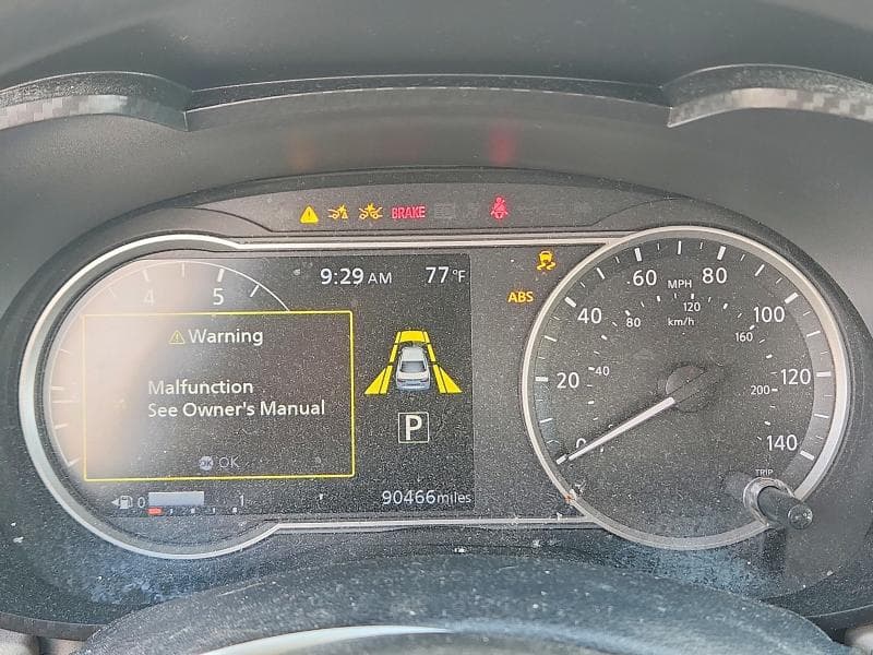 2021 NISSAN VERSA SV SV 9