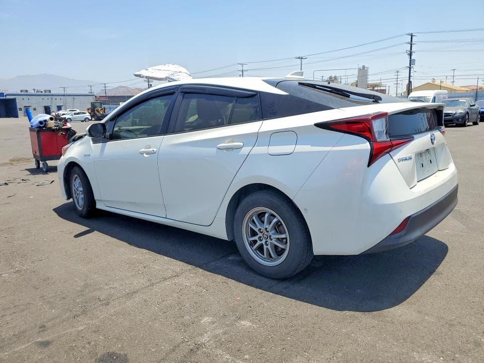 2020 TOYOTA PRIUS LE 2