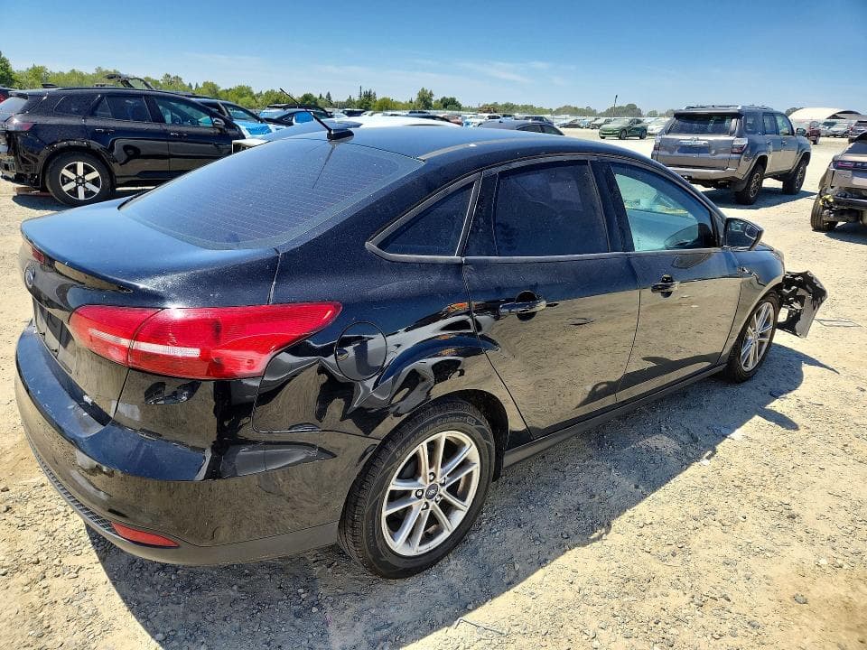 2018 FORD FOCUS SE 3