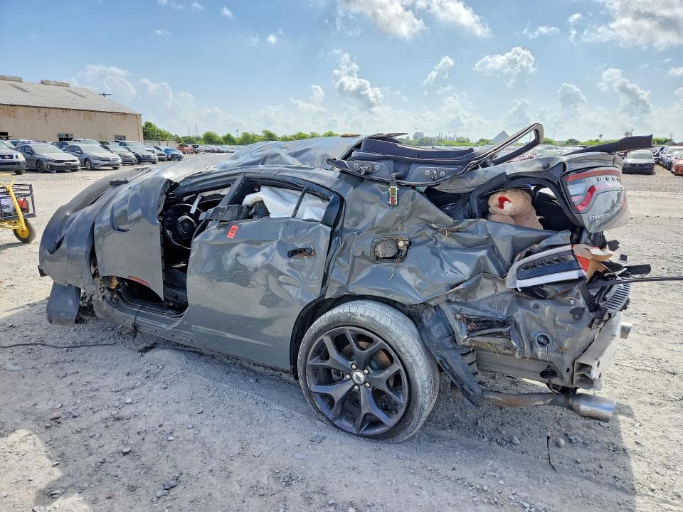 2019 DODGE CHARGER 2