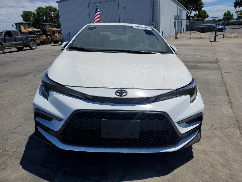 2024 TOYOTA COROLLA XSE 5