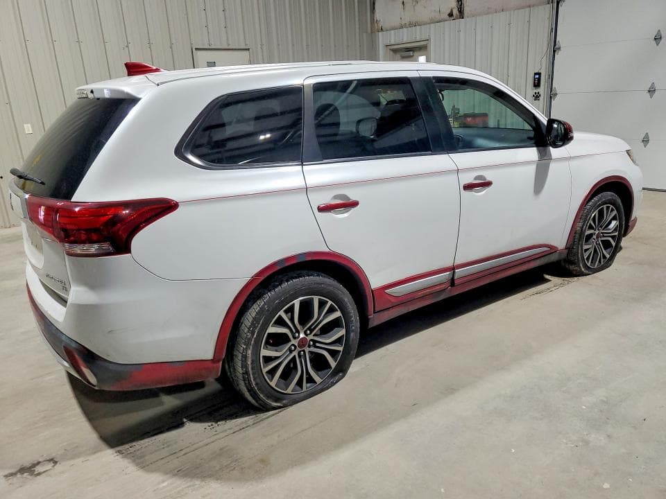 2018 MITSUBISHI OUTLANDER SE SE 3