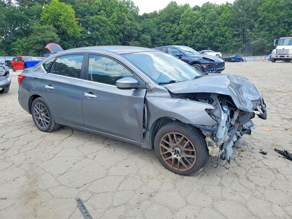 2016 NISSAN SENTRA S 4
