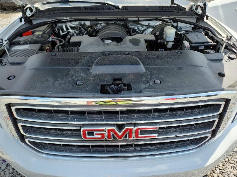 2018 GMC YUKON SLE 12