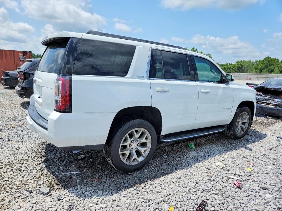 2018 GMC YUKON SLE 3