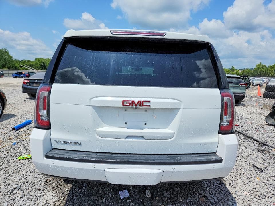 2018 GMC YUKON SLE 6