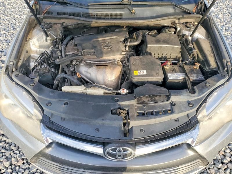 2017 TOYOTA CAMRY LE 11