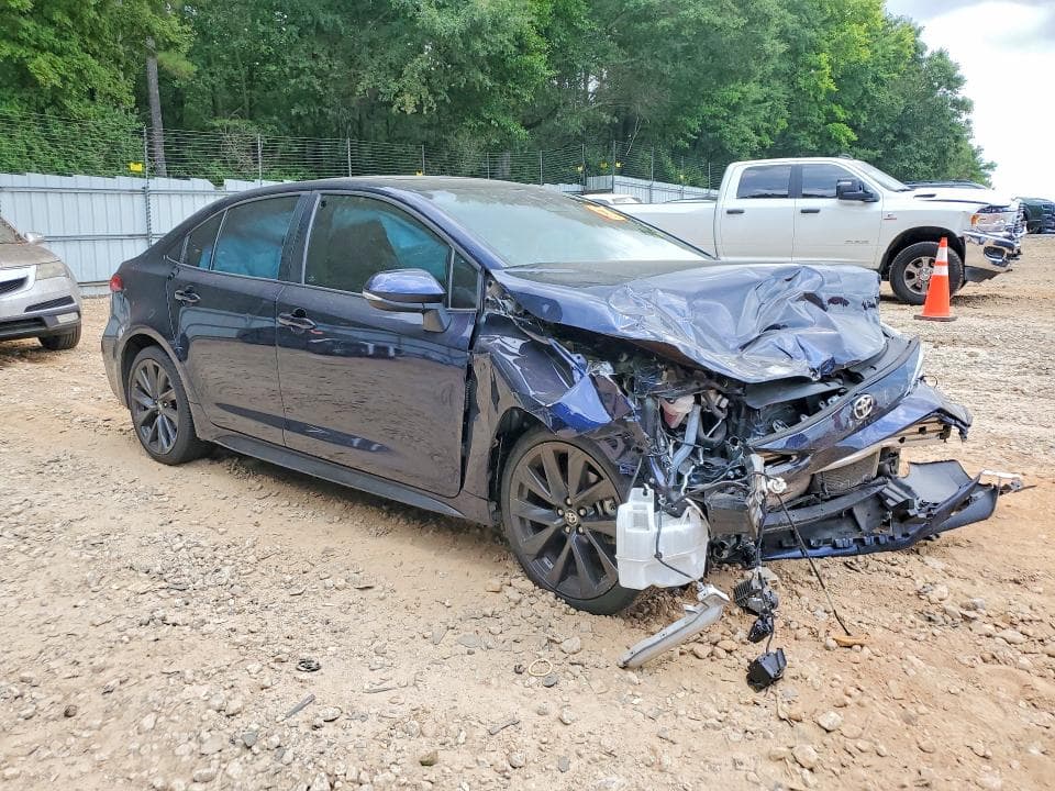 2023 TOYOTA COROLLA XSE 4