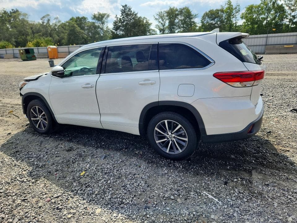 2018 TOYOTA HIGHLANDER XLE XLE 2