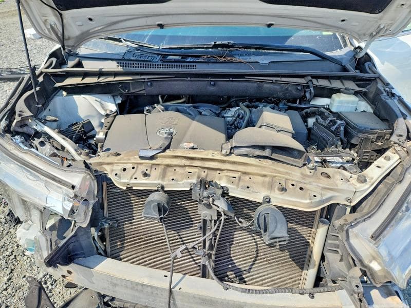 2018 TOYOTA HIGHLANDER XLE XLE 11