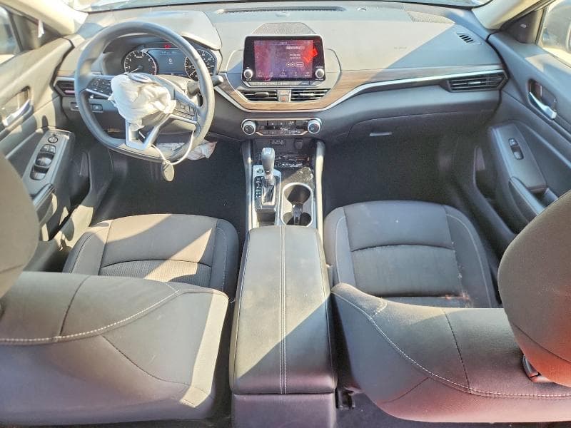 2024 NISSAN ALTIMA SV 8