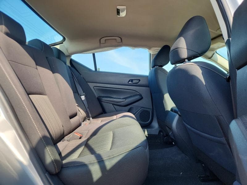 2024 NISSAN ALTIMA SV 10