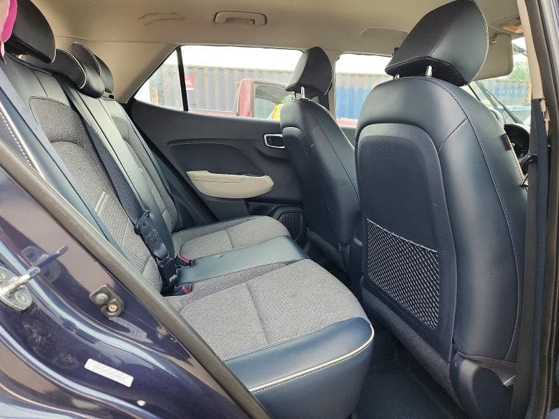 2022 HYUNDAI VENUE LIMITED LIMITED 12