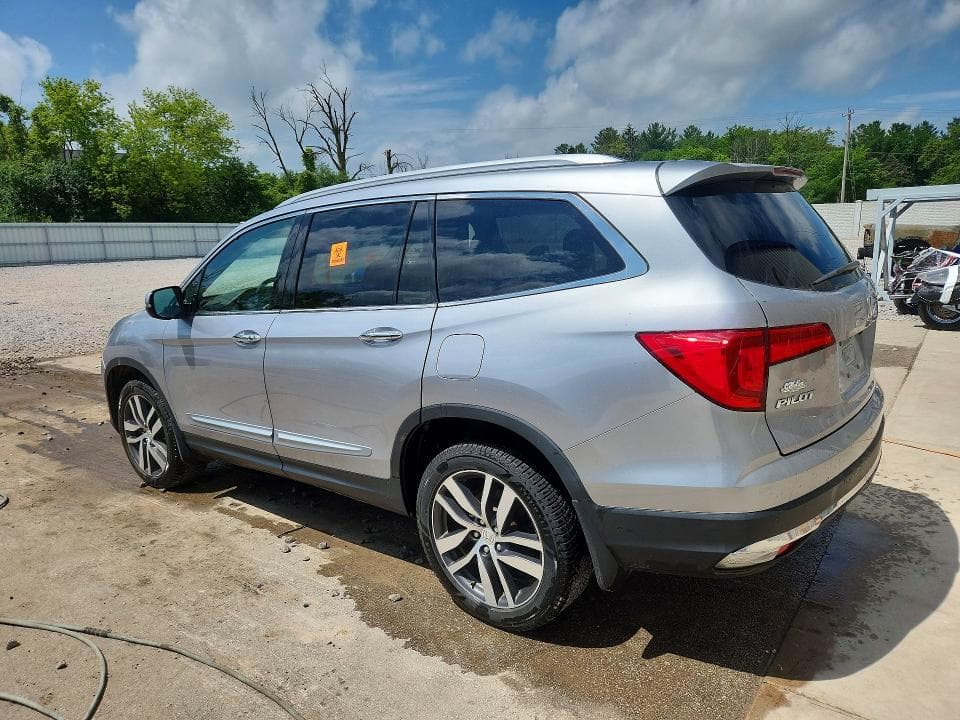 2017 HONDA PILOT TOURING 2