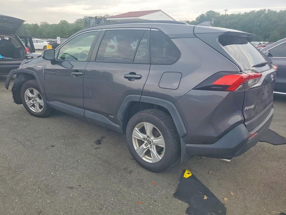 2019 TOYOTA RAV4 LE 2