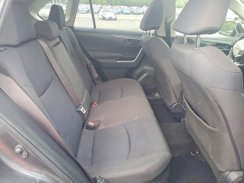 2019 TOYOTA RAV4 LE 11