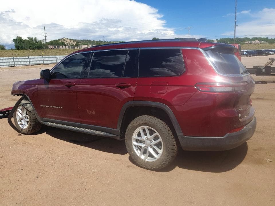 2022 JEEP GRAND CHEROKEE L LAREDO 2