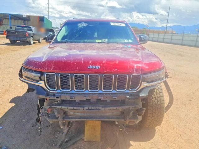 2022 JEEP GRAND CHEROKEE L LAREDO 5