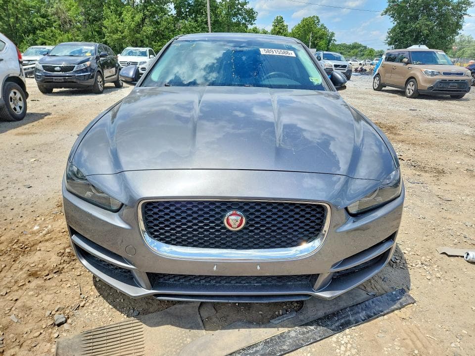 2019 JAGUAR XE PREMIUM PREMIUM 5