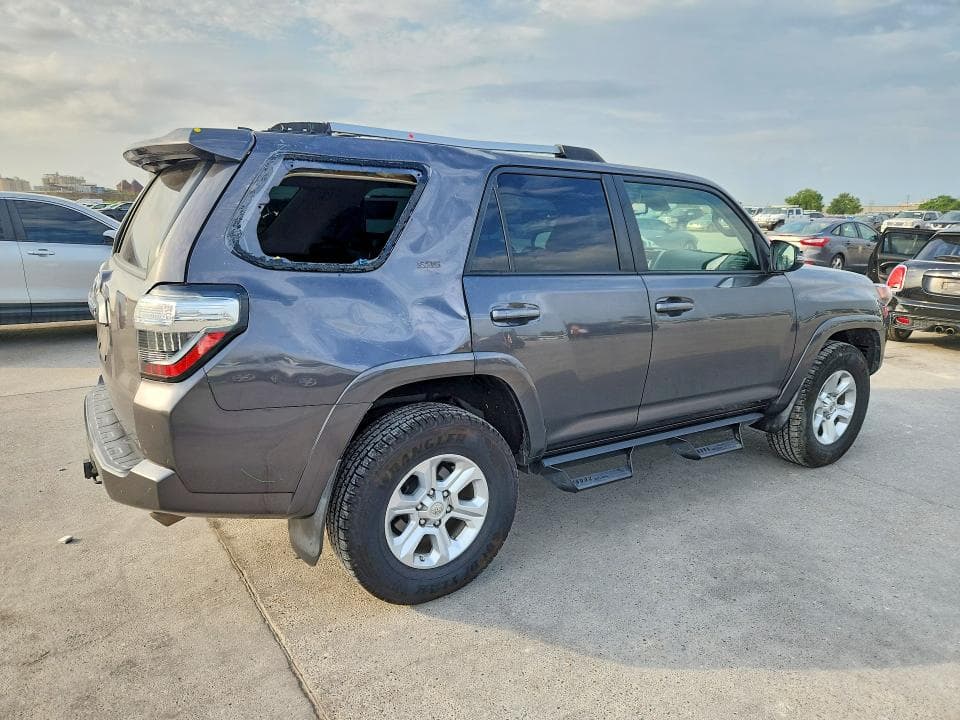 2020 TOYOTA 4RUNNER SR5 PREMIUM 3