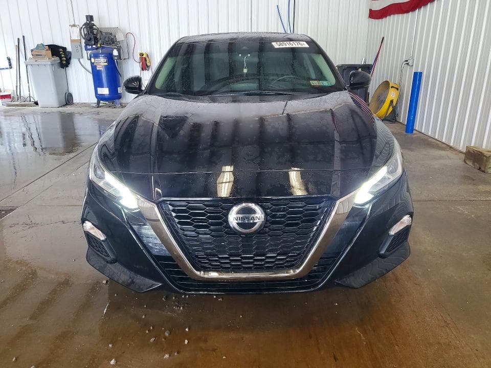2021 NISSAN ALTIMA SR 5