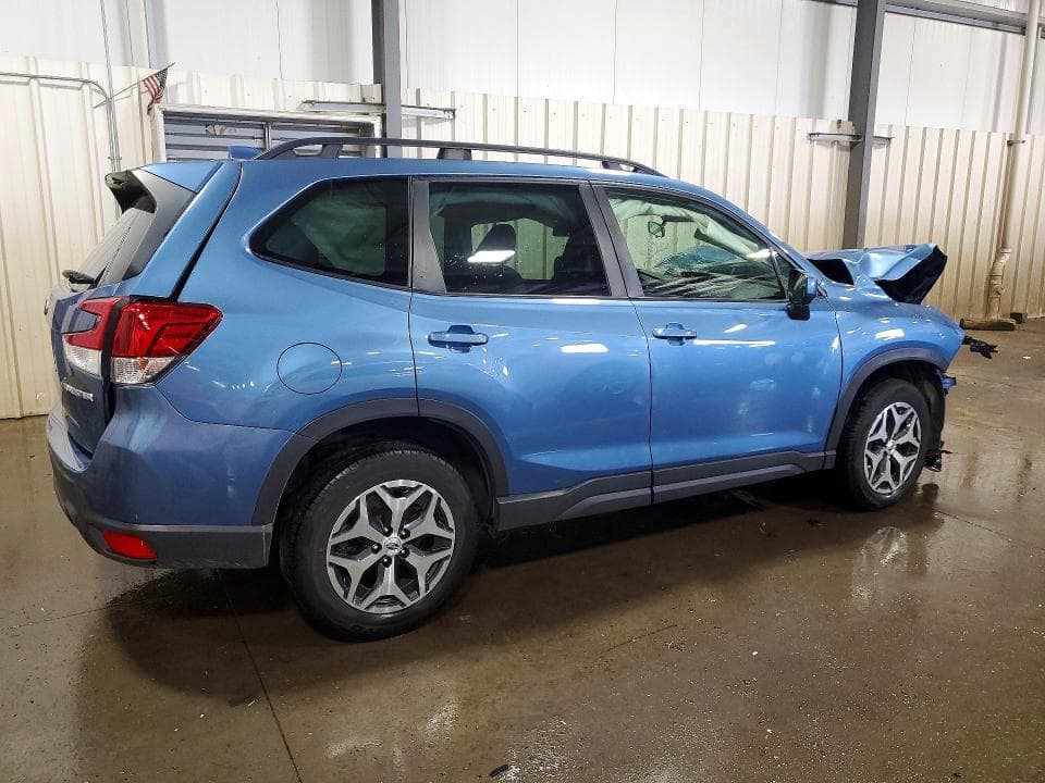 2023 SUBARU FORESTER PREMIUM PREMIUM 3