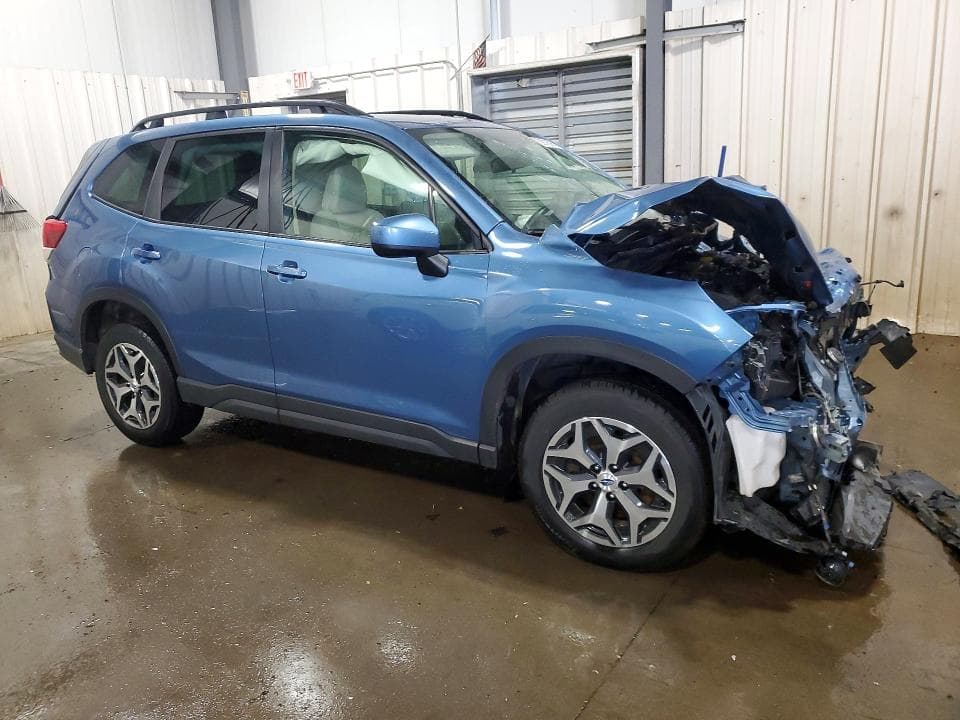 2023 SUBARU FORESTER PREMIUM PREMIUM 4