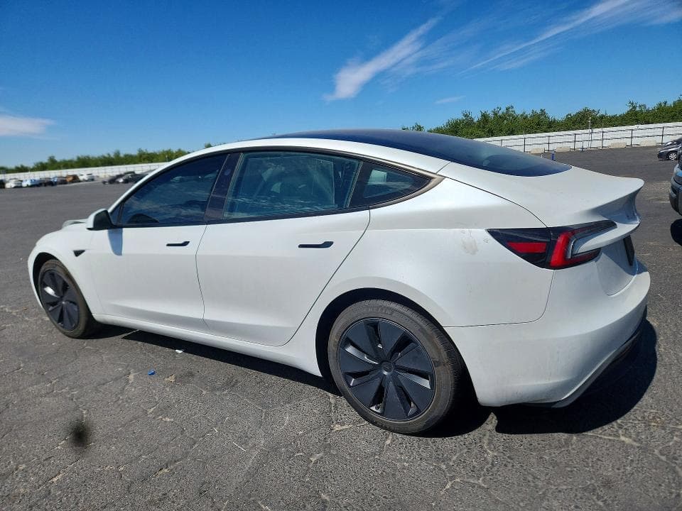 2025 TESLA MODEL 3 2