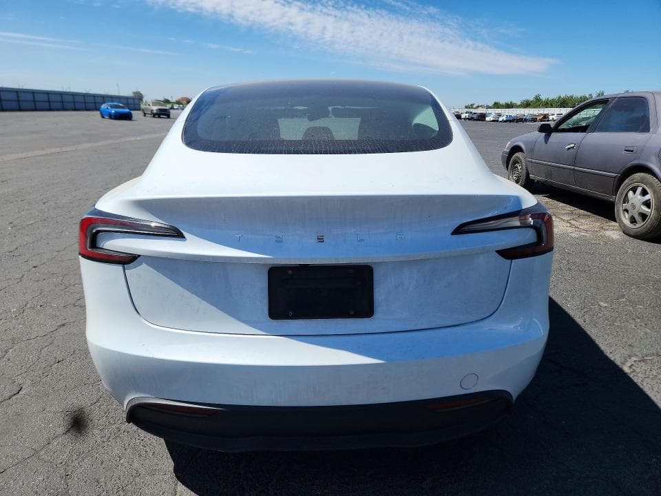 2025 TESLA MODEL 3 6