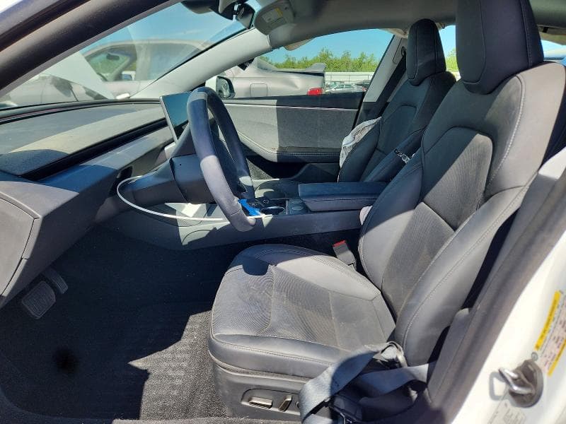 2025 TESLA MODEL 3 7
