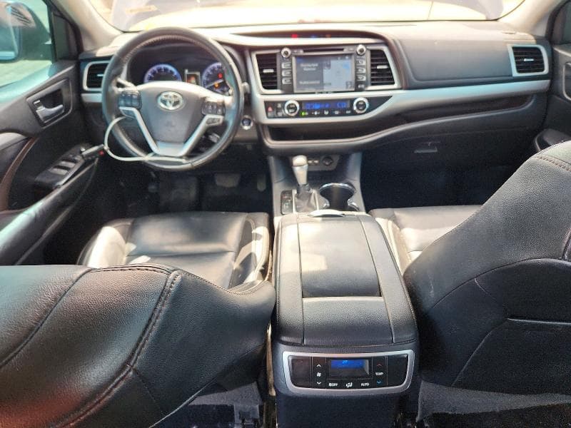 2019 TOYOTA HIGHLANDER XLE 8