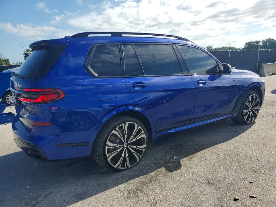2024 BMW X7 M60I 3