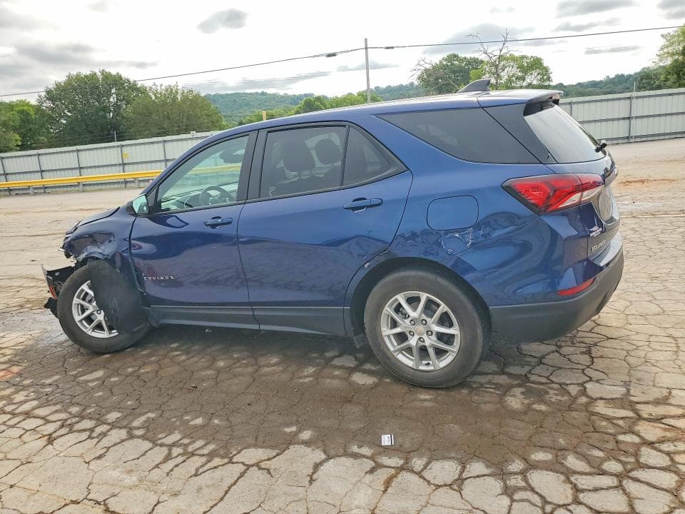 2023 CHEVROLET EQUINOX LS 2