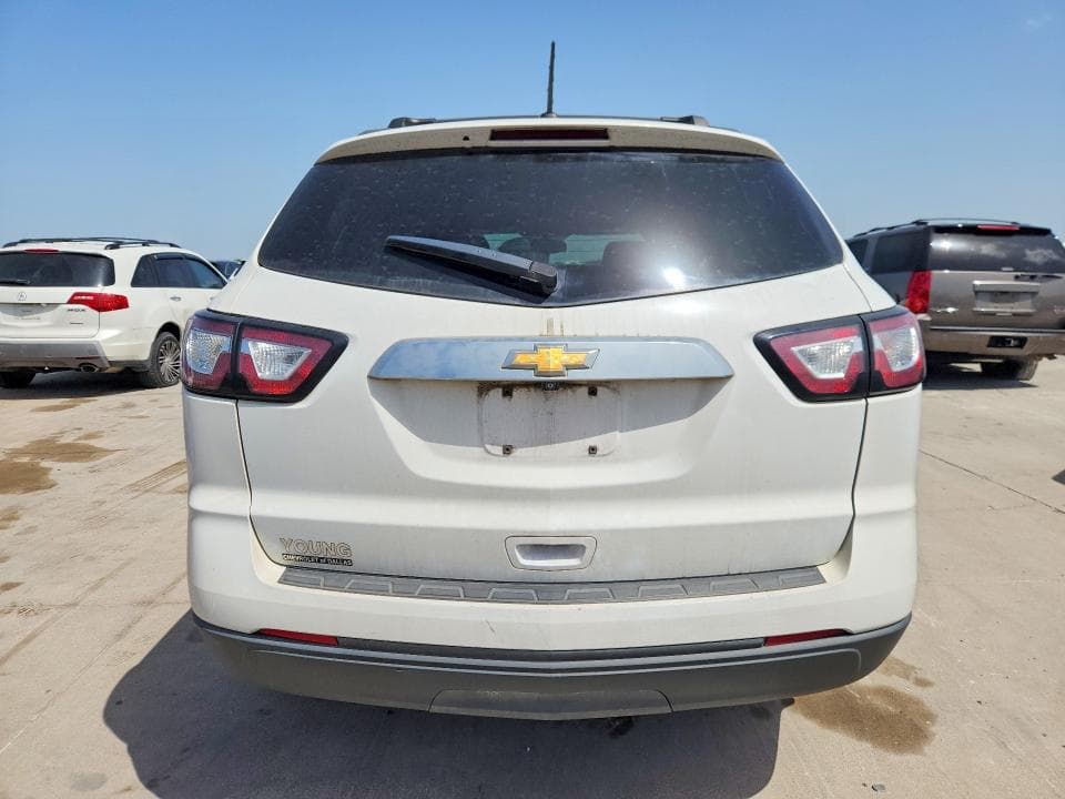 2017 CHEVROLET TRAVERSE LS LS 7