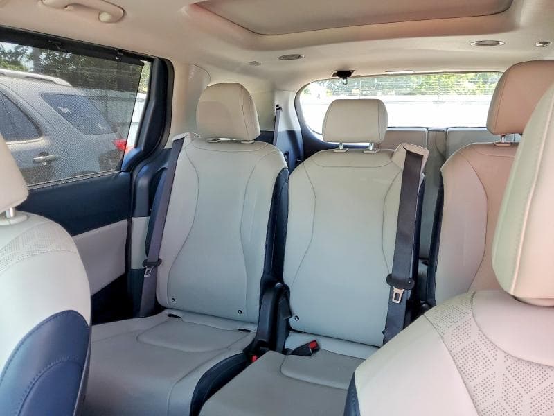 2025 KIA CARNIVAL HYBRID SX 10