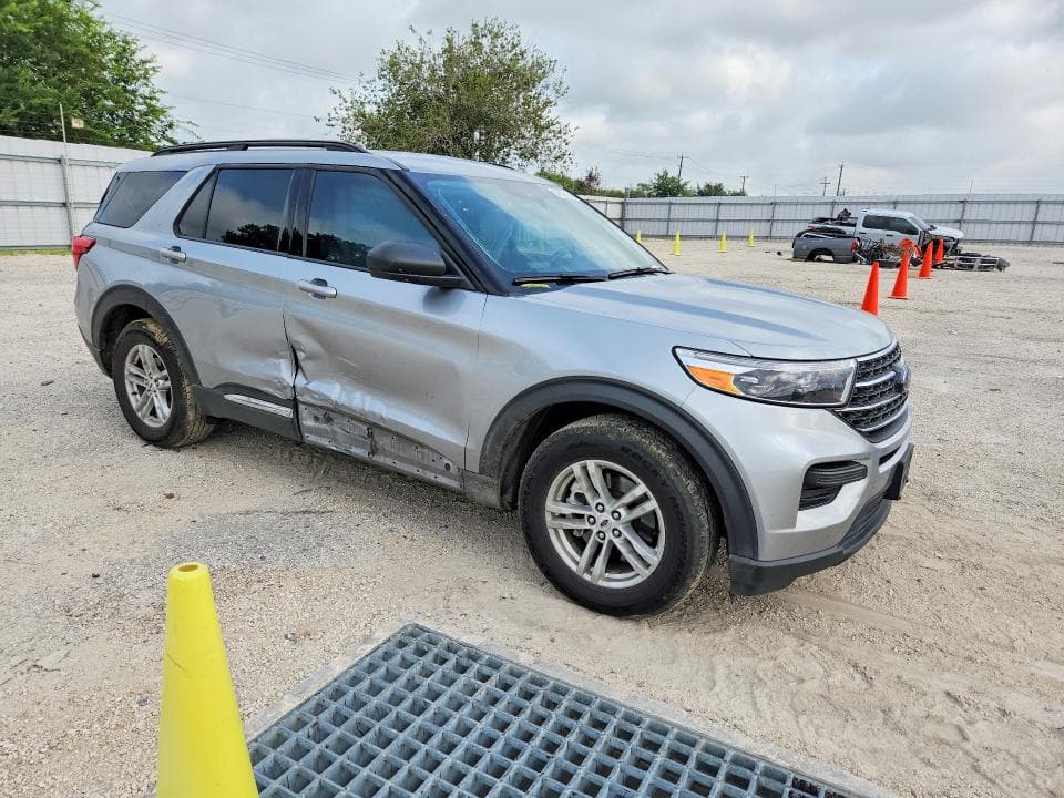 2023 FORD EXPLORER XLT 4