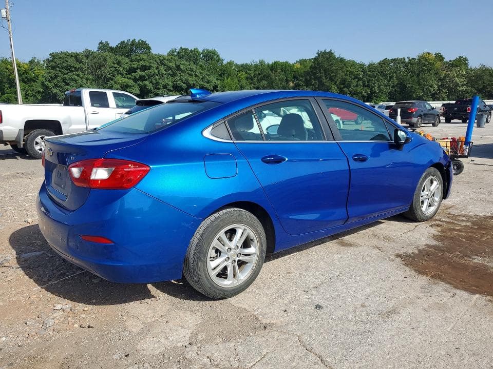 2017 CHEVROLET CRUZE LT LT 3