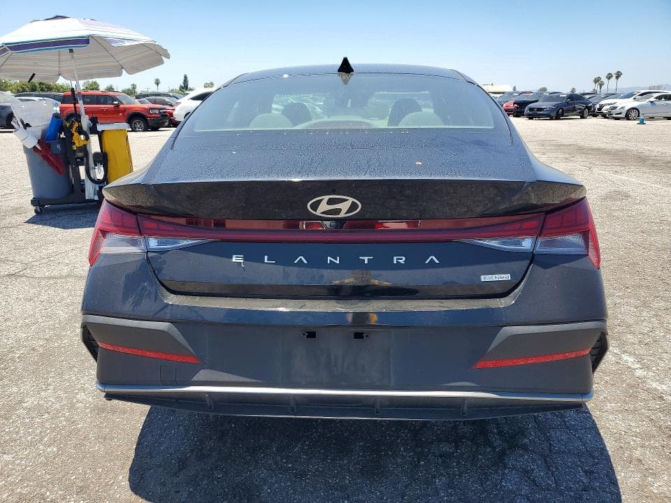 2024 HYUNDAI ELANTRA BLUE 6