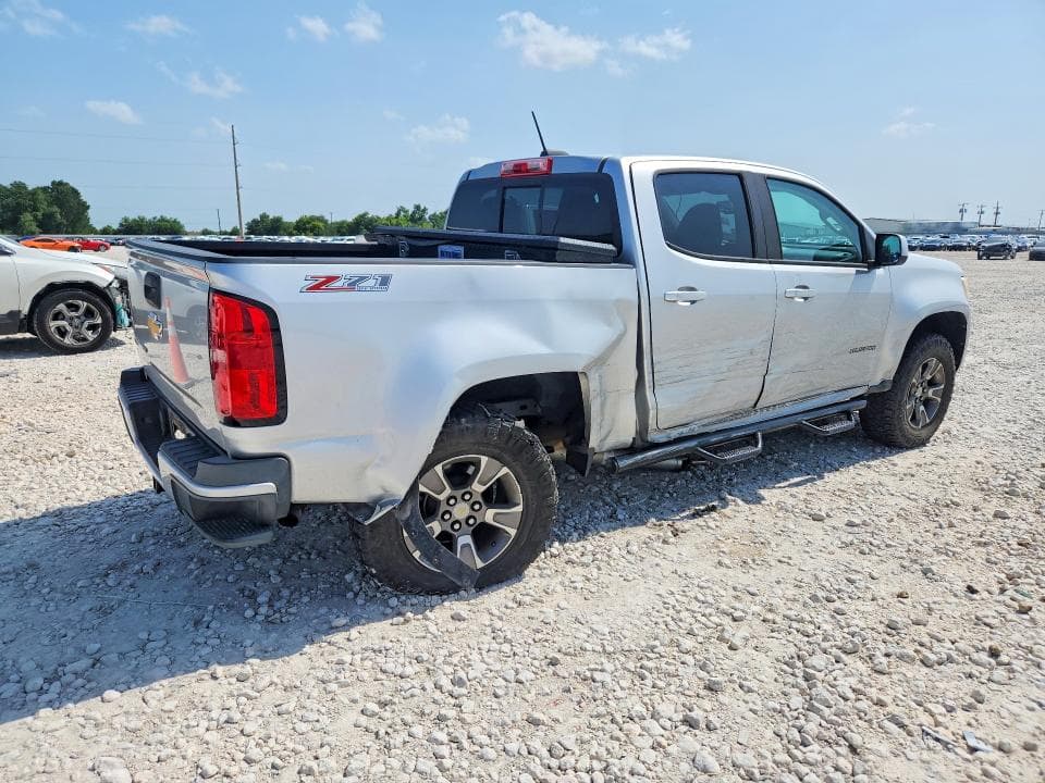 2017 CHEVROLET COLORADO Z71 3