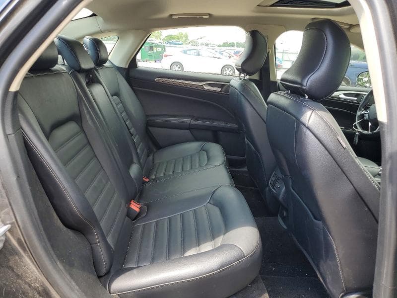 2018 FORD FUSION SE 10