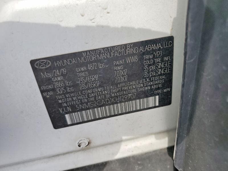 2019 HYUNDAI SANTA FE SE SE 12