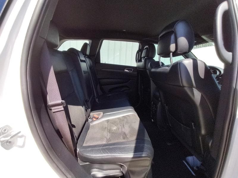 2020 JEEP GRAND CHEROKEE LAREDO 11