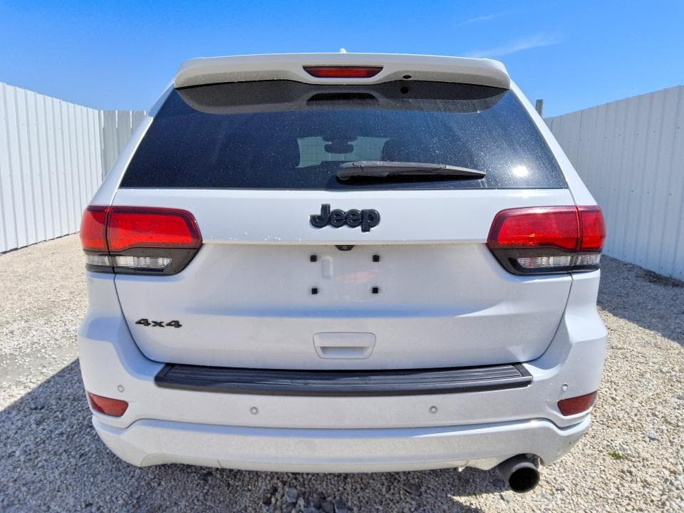 2020 JEEP GRAND CHEROKEE LAREDO 6