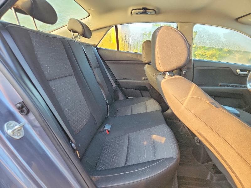 2019 KIA RIO S 10