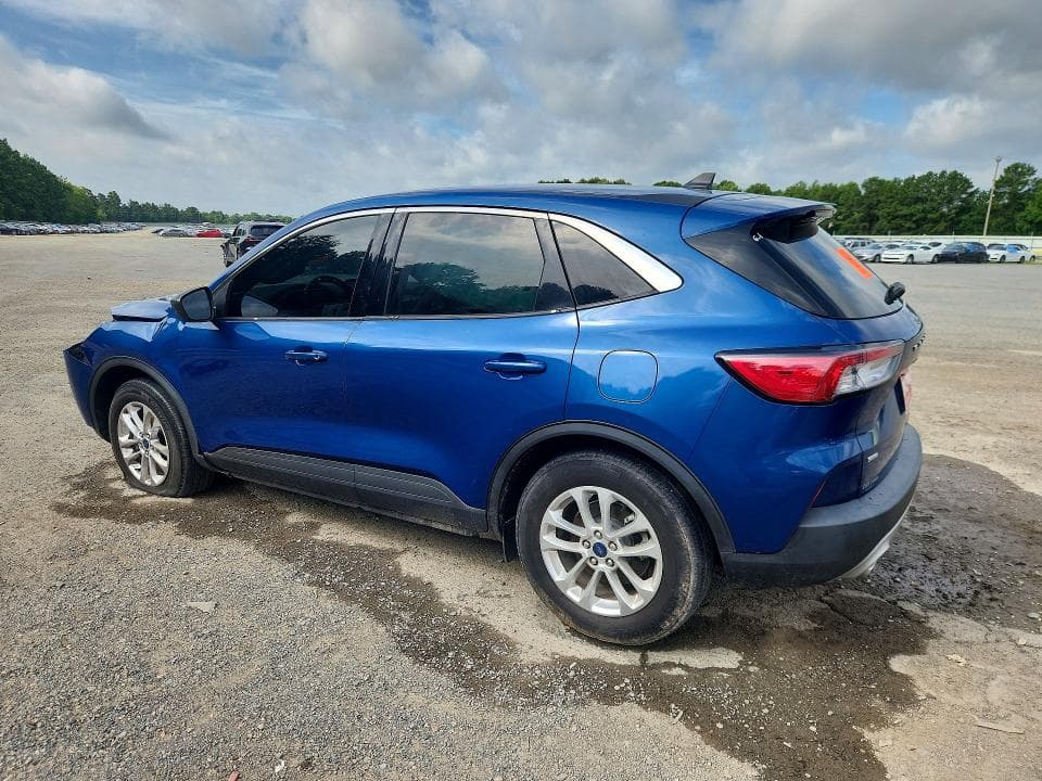 2022 FORD ESCAPE SE 2