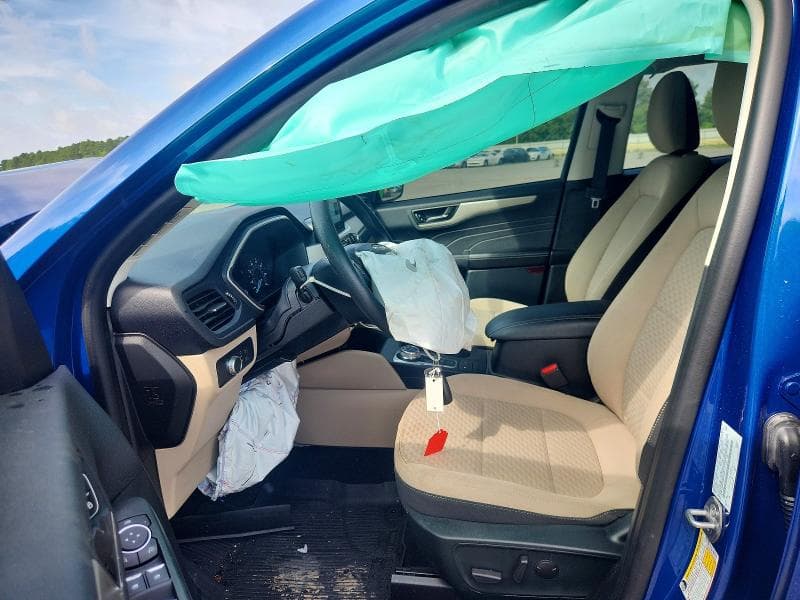 2022 FORD ESCAPE SE 7