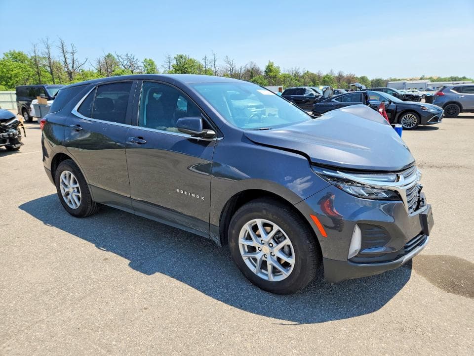 2022 CHEVROLET EQUINOX LT 4