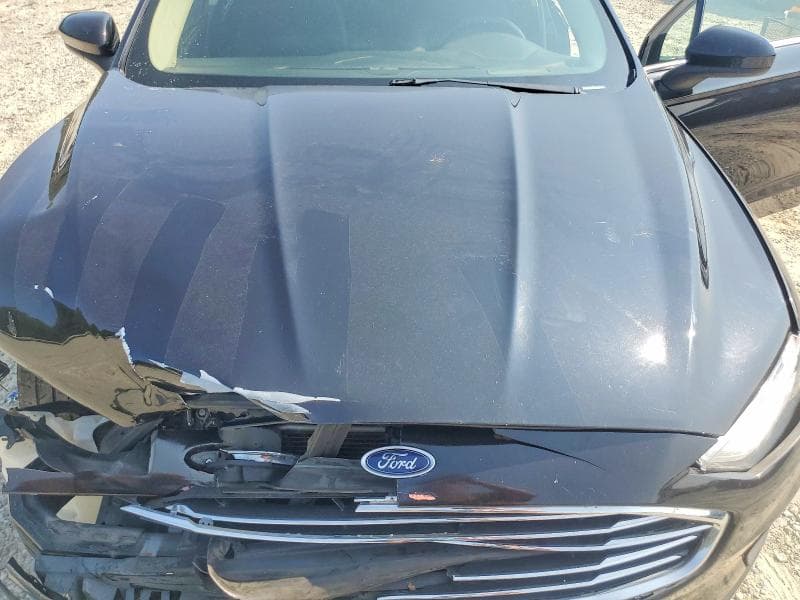 2019 FORD FUSION SE 11