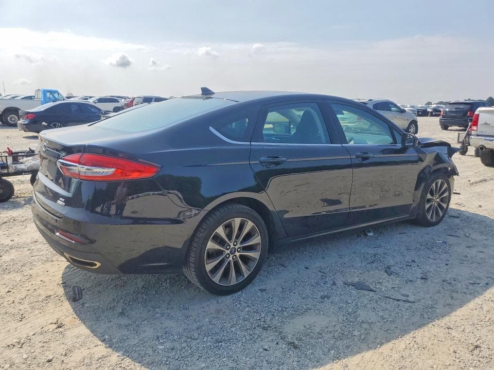 2019 FORD FUSION SE 3